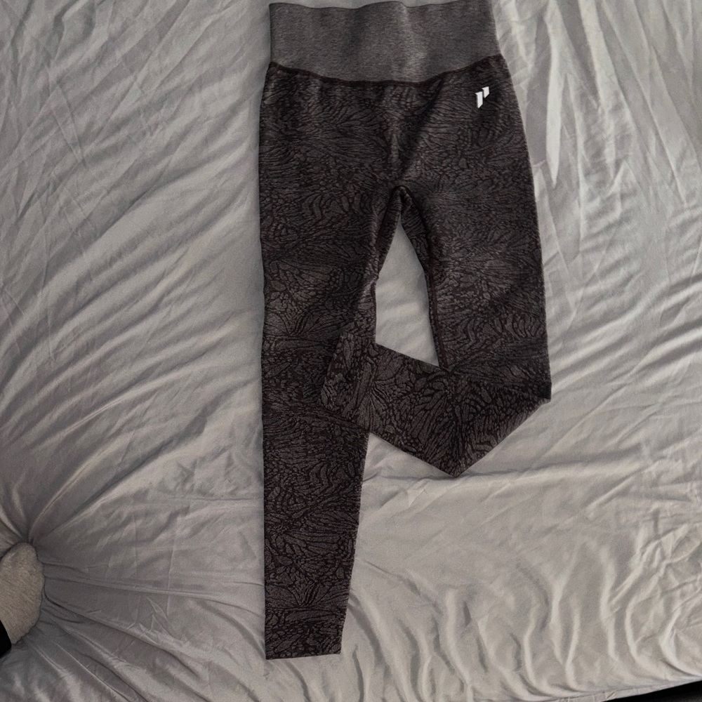 1st Phorm Monarch leggings